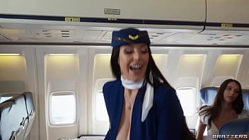 Pramugari Nakal Ini Siap Menggoyang: Bagian 2 Angela White / Brazzers / Masukkan Kode Xvpromo Di Situs Resmi Untuk Diskon Spesial