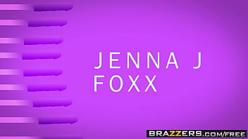 Payudara Besar Di Kantor, Jenna J Foxx Dan Xander Corvus Bercinta Keras