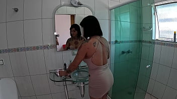 Kedatangan Mama Shirley Azevedo Di Mansion Untuk Adegan Mesra Pertamanya