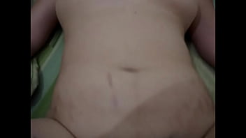 Istri Tionghoa Dikentalkan Dengan Tempo Lambat