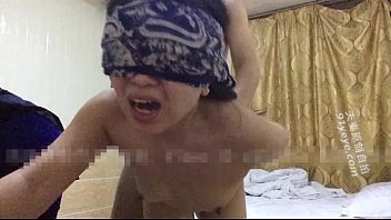 Pria Tionghoa Ngentot Istri Dengan Ganas