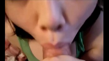 Gadis Tionghoa Menggoda Dengan Blowjob Dan Payudara Yang Menggairahkan, Berlangganan Untuk Video Panas Setiap Hari