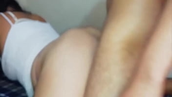 Malam Ini, Ibu Tiriku Yang Jalang Menyelinap Ke Kamarku Lagi Untuk Kusodomi Sampai Menjerit-jerit Seperti Pelacur Kesepian