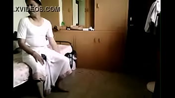 Tante Desi Yang Berumur 13 Tahun Dan Menggoda