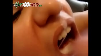 Nona Manis Merengek Minta Susu Kental Manis