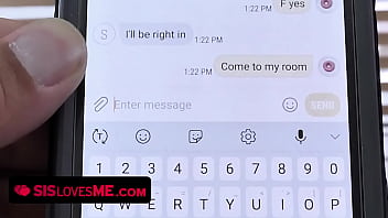 Kakakmu Bosan Sama Dildonya Dan Butuh Yang Asli