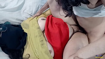 Istri Muslim Desi Berhijab Selingkuh Digilir Di Atas Meja Pakai Kacamata Hitam, Adegan Ranjang Xxx Dengan Audio Hindi Jernih