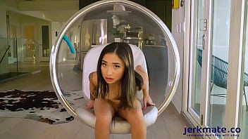 Avery Black Yang Mungil Dan Seksi Dari Asia Memuaskan Nafsu Sendiri Untukmu Di Kamera Live Jerkmate