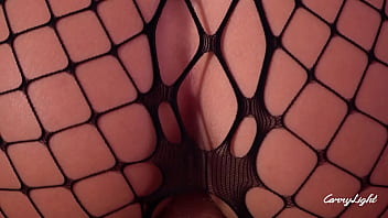 Adik Tiri Mengintip Kakak Tiri Lagi Sange Lalu Bantuin Dia Crot Dengan Terapi Keluarga Panas Pakai Fishnet Seksi Pasangan Amatir Bawa Lampu