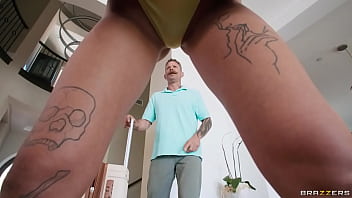 Tante Sitter Ryan Reid Dihardfuck Wajahnya / Brazzers / Masukin Kode Xvpromo Di Situs Resmi Buat Dapet Diskon Gede