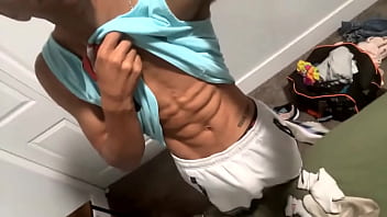 Ayo Ikut Ke Gym, Kita Bisa Saling Bantu ‘pemanasan’ Dulu