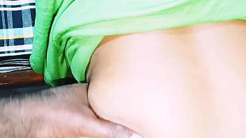 Istri Desi Selingkuh, Bercinta Dengan Obrolan Kotor Telugu Yang Menggairahkan.