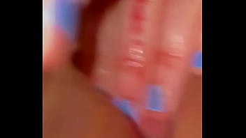Adik Tiriku Hilang Perawan Saat Main Dildo Kaca Besar Di Memek Merah Muda Basahnya—sekarang Dia Marah Dan Gue Akan Pelorotin Biar Senang & Berhenti Nangis—dia Tergila-gila Pada Kontol Hitam Gede Dari La Amerika