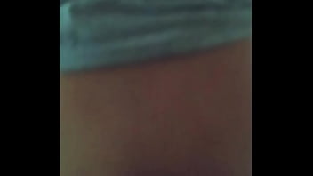 Candi Annie, Milf Matang Yang Masih Mengantuk, Menunduk Untuk Ditembak Dari Belakang Pagi-pagi Dan Pantatnya Penuh Dengan Cairan Lelaki