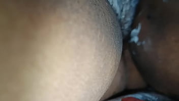 Pijat Dan Cukur Bulu Memek Istri Desi Yang Menggairahkan Oleh Suami