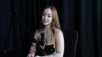 Dulu Jadi Personal Trainer, Sekarang Jadi Bintang Porno. Keluarga Menghakimi, Tapi Aku Bangga Jadi Perempuan Seksi Yang Bebas Mengejar Nafsu.