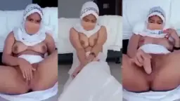 Jilbab Maela Menggila, Colmek Dildo Hingga Klimaks – Maelaelakitty23