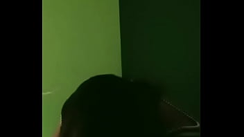 Bibi Desi Yang Menggoda Menghisap Batangku Bagian 1