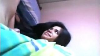 Video Panjang Pasangan Muda India Yang Panas Dan Menggoda
