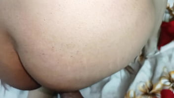 Kakak Tiri Digoyang Pantatnya