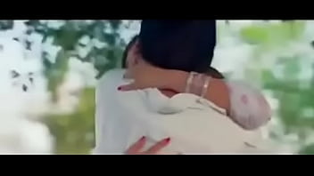 Gadis India Yang Menggoda Dengan Sensualitasnya Yang Membara