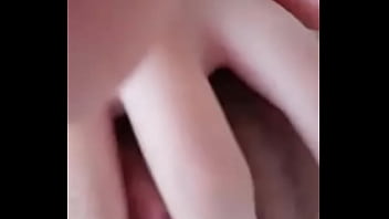 Gadis Tionghoa Yang Menggoda Dengan Timer Kamera Sendiri