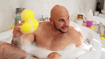 Bathroom Penuh Dengan Gairah Dan Nafsu Di Zzfull.com