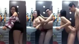 Berdiri Di Kamar Pacar Chindo, Aku Ngentotnya Sampai Gemetar