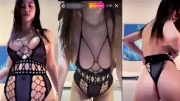 Live Instagram Abg Cantik Pakai Baju Dinas Yang Ketat Dan Menggoda