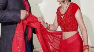 Suami India Menggali Lubang Pantat Istri Hingga Dalam