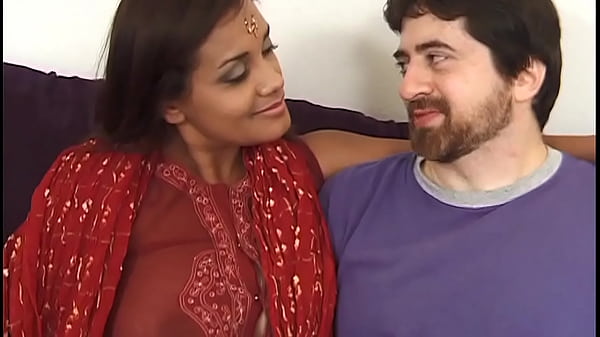 Istri Selingkuh Shriya Bibi Dihardiki Kakak Tiri Dan Temannya – Audio Hindi Jernih