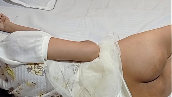 Kakak Tiri India Dan Adik Perempuan Berperan Dalam Adegan Bercinta Penuh Nafsu Dengan Audio Hindi Yang Jelas, Video Seksi Desi Oleh Desislimgirl
