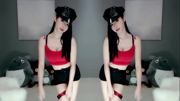 Cô Gái Trung Quốc đắm Mình Trong Cuộc Mây Mưa Trên Sóng Biển