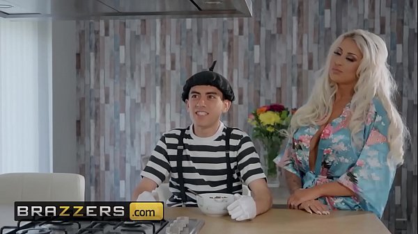 Gadis Muda Dan Ibu-ibu Haus Dihajar Gagah – Brooklyn Blue Dan Jordi El Polla – Aksi Goyang Panas – Brazzers