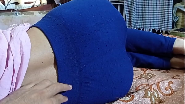 Adik Tiri India Yang Manis Dihardik Kakak Tiri, Adegan Mesra Penuh Dengan Audio Hindi Jelas Video Seks Desi