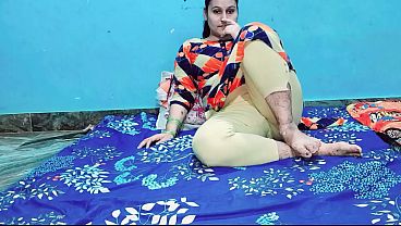 Istri Desi Puja Ngentot Keras Kontol Besar Payudara Besar