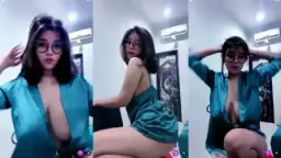 Ica Kane, Payudara Menggoda Yang Mengguncang Dunia