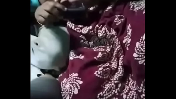 Tiga Orang Bercinta: Suami Menyaksikan Istri Digauli Pria Lain