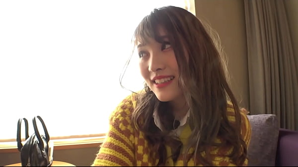 【極秘映像】トップアイドルを騙して本番中出し、ぐしょ濡れマ○コを激しく犯し続けた完全盗撮