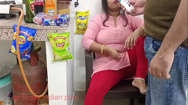 Toko Mumbai Rayu Wanita Miskin Demi Pinjam Film Porno Dengan Audio Hindi