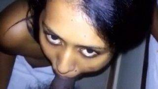 Gadis Seksi Berbadan Montok Mengisap Kontol Hitam Berbulu