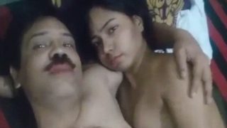 Janji Mesum Untuk Gadis Desi Dan Membuat Mms Bugilnya
