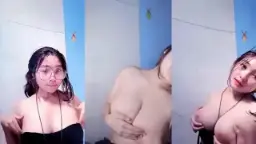 Miyuki Tobrut Dengan Bra Hitam Yang Menggoda