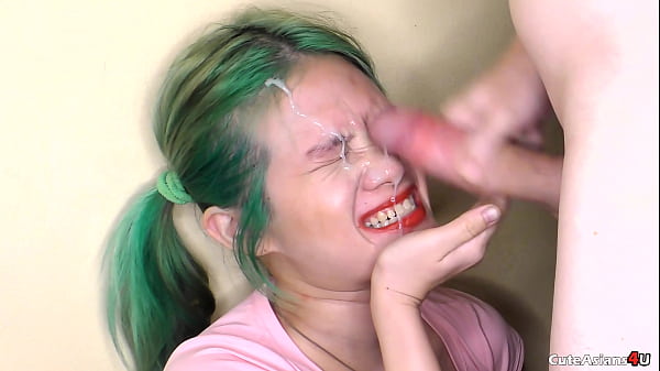 Gadis Manis Menggoda Dan Menggairahkan Ayah Tiri Demi Popularitas Media Sosial!