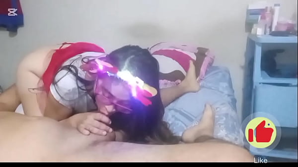 Putri Tiri Siapkan Malam Natal Yang Panas Untuk Ayah Tirinya