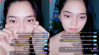 Cewek Toge Telanjang Dada, Bra Dilepas