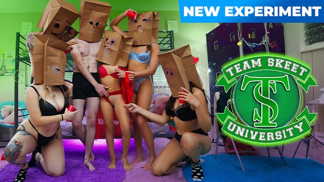 Universitas Nafsu: Kelas Eksplisit Teamskeet #2