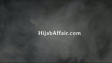 Ibu Tiri Arab Mengira Kontolku Adalah Lampu, Sampai Ujungnya Basah