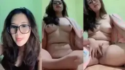 Si Cantik Renata, Toket Mulusnya Bikin Ngaceng Live