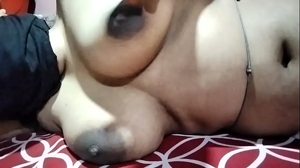 Mallu Indian Bhabh Lagi Horny Banget, Pengen Digebukin Di Dapur.